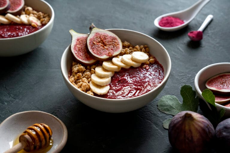 Bols de smoothie surfaits : Sucre, calories, fibres - La vérité