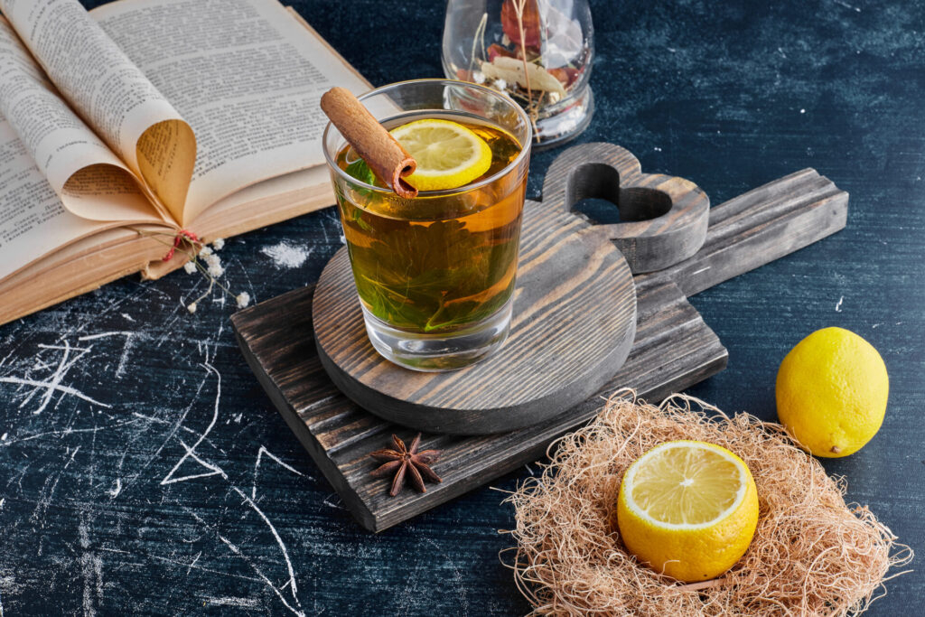 Le Guide Ultime du Thé Vert : Découvrez les 7 Bienfaits Incroyables pour Booster votre Énergie et Métabolisme 4 Le thé vert, une option d'hydratation saine et savoureuse