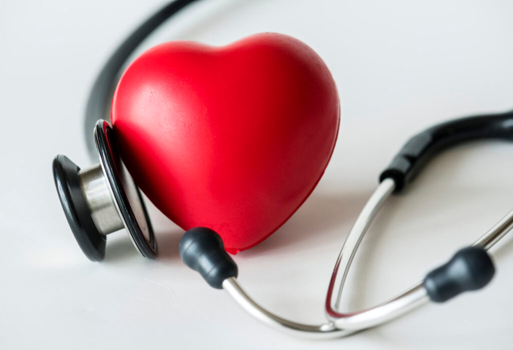 éduction du risque de maladies cardiovasculaires et de cancer grâce à de courtes périodes d'exercice